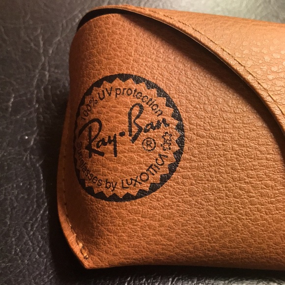 Ray-Ban Case - Picture 2 of 6